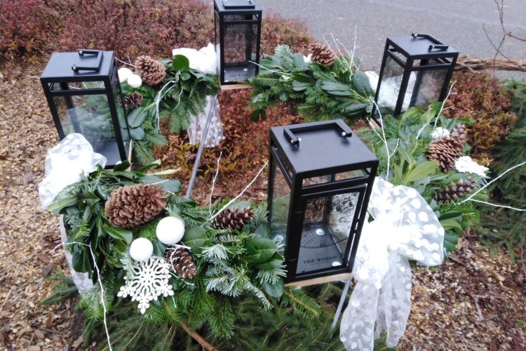 ADVENTNÍ VĚNEC NA NÁVSI - zapalování svíček